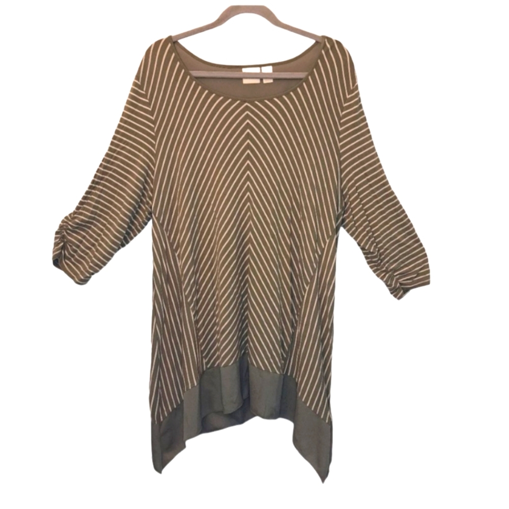 Chico's Green Sharkbite Hem Tunic Size 3 XL